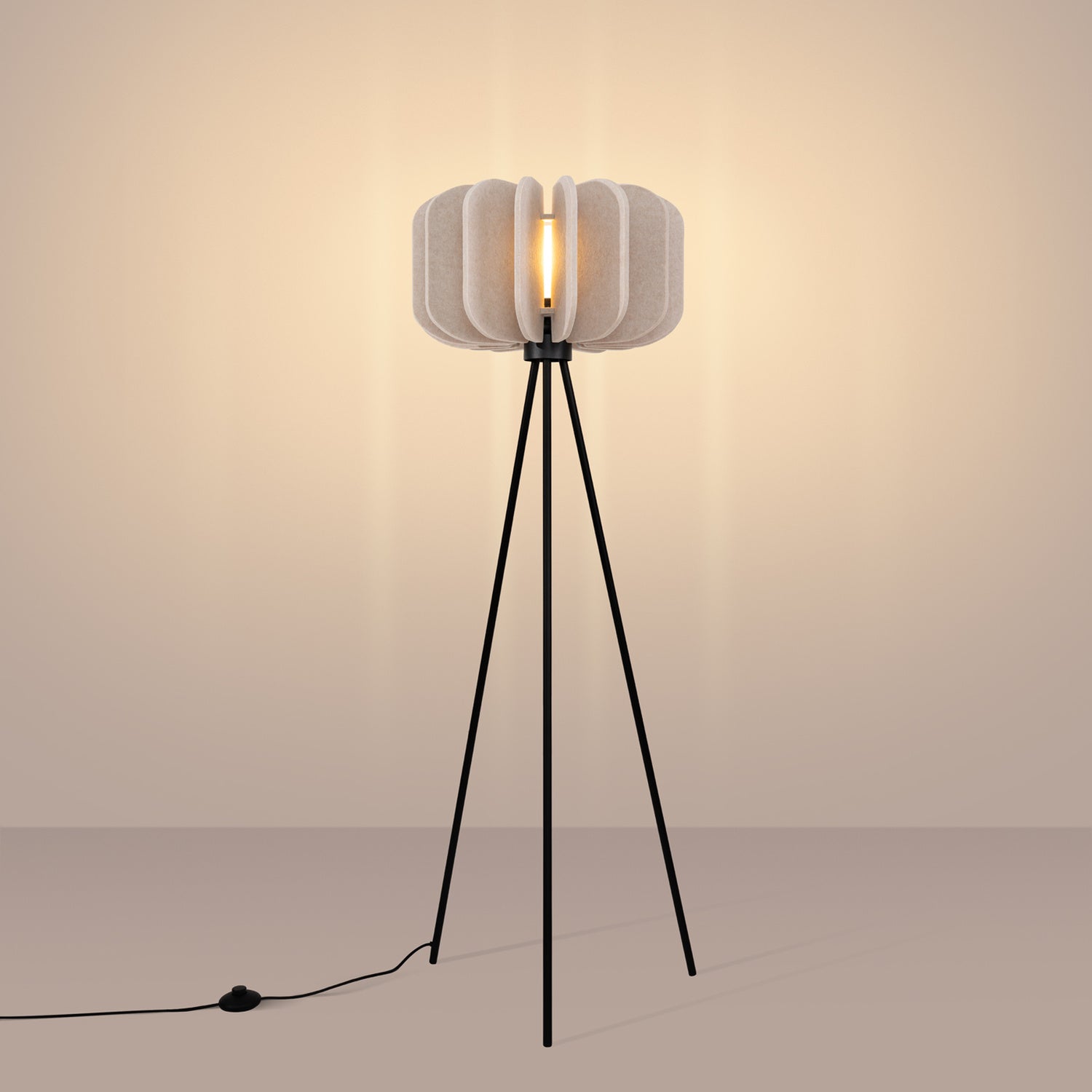 Gulvlampe MULA 45 - Hovedbillede