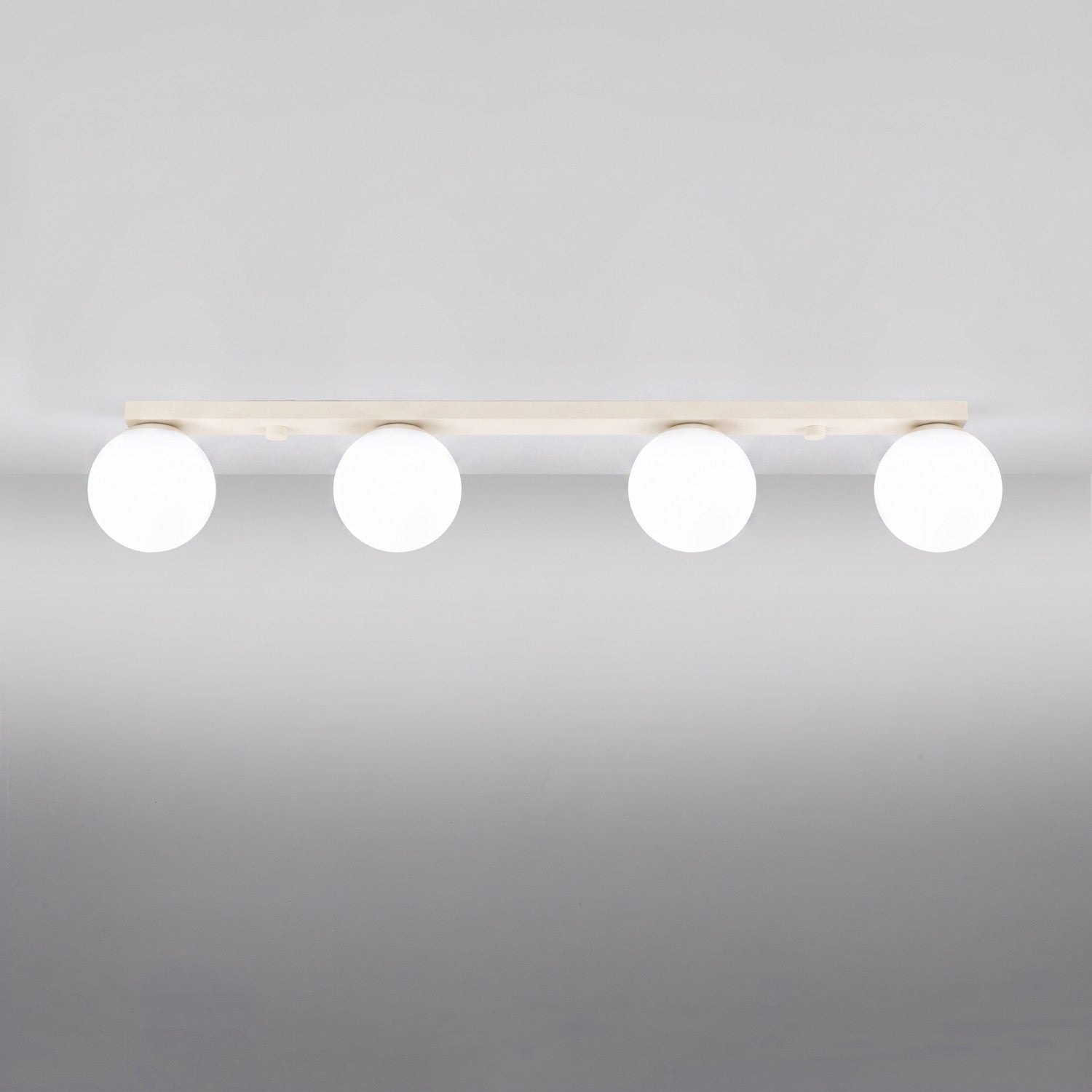 Loftlampe YOLI 4 - Hovedbillede