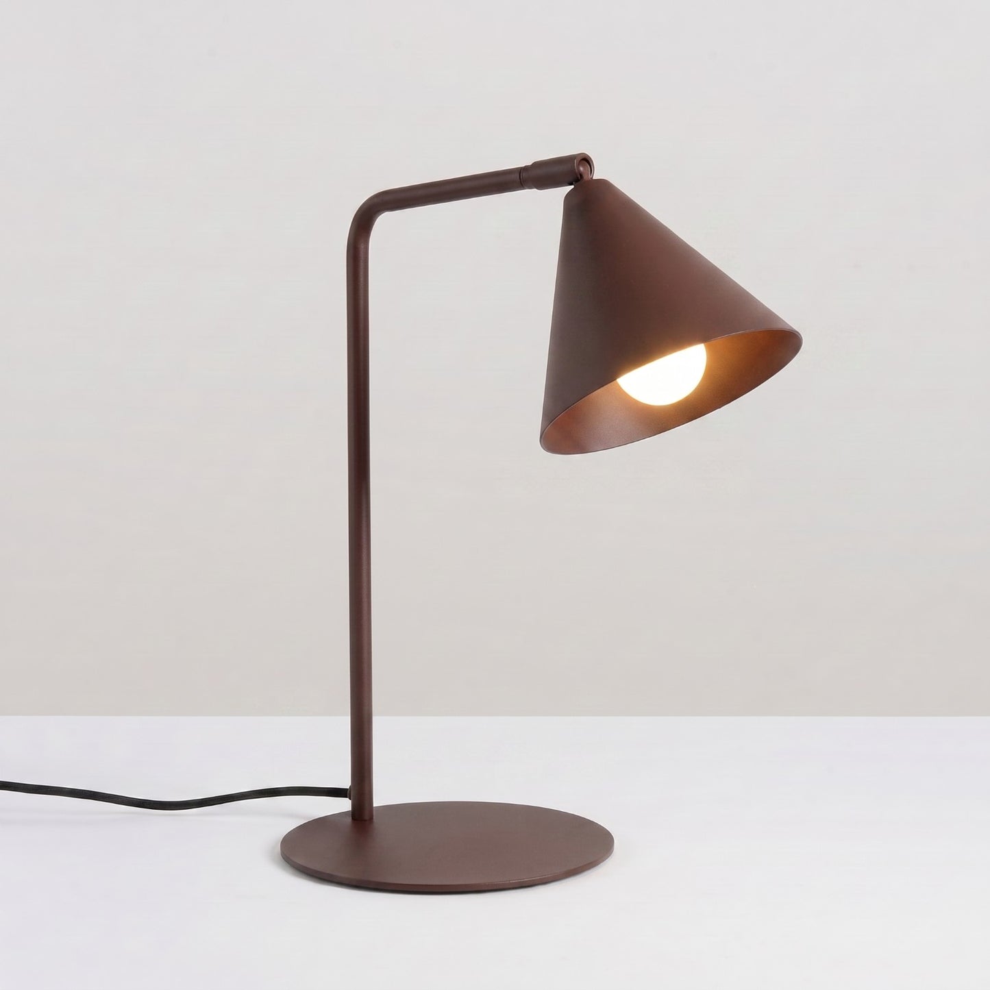 Skrivebordslampe NOX - Variant SL.2579