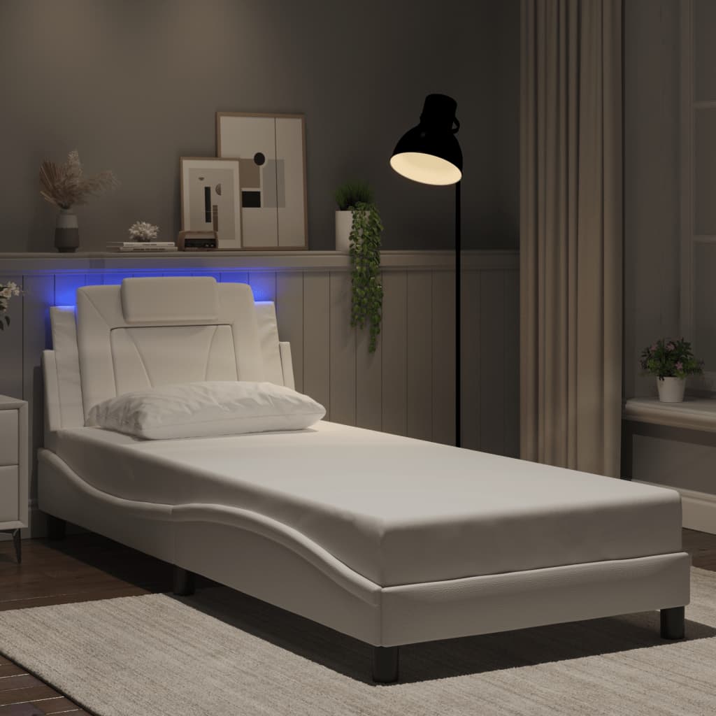 Sengeramme Viana Med LED Uden Madras - Variant 3213981