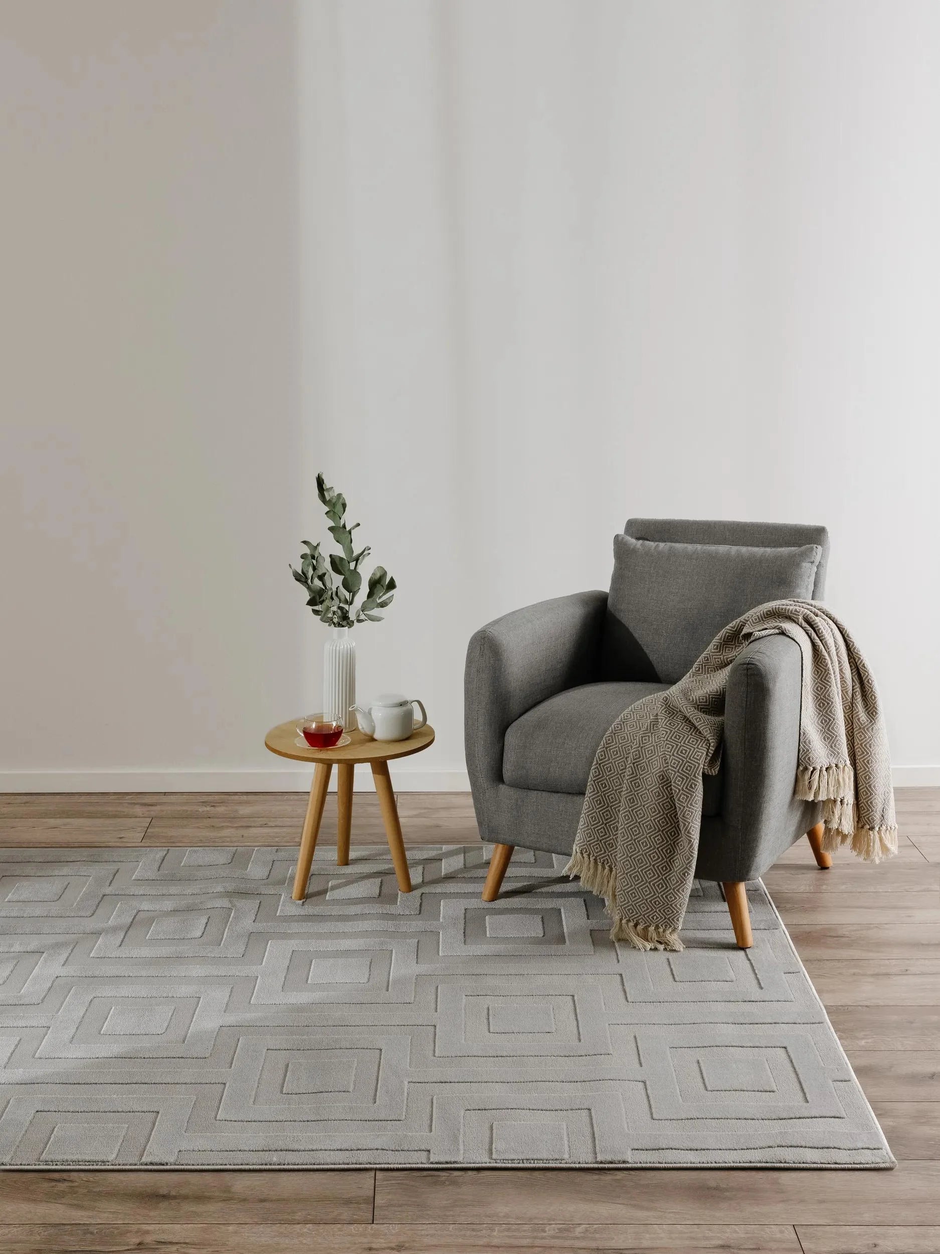 NOVA Lysegrå Tæppe - Hovedbillede