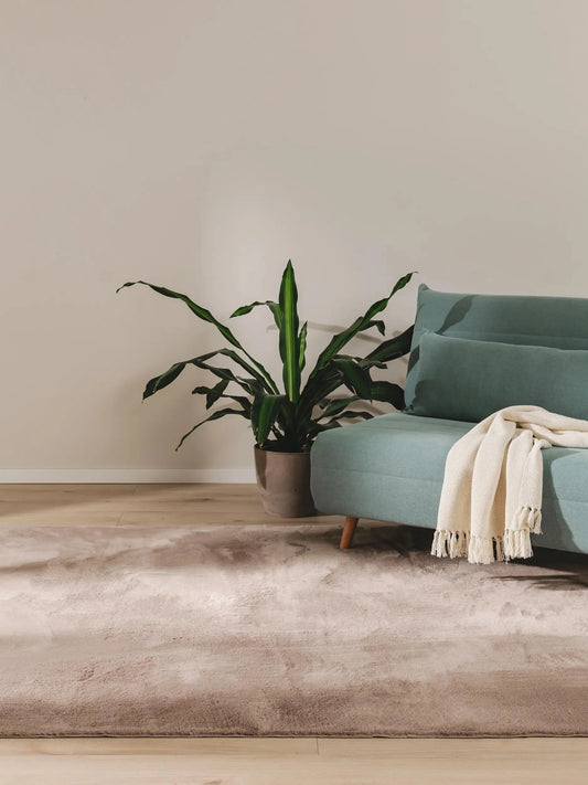 COZY Taupe Pels Tæppe - Hovedbillede