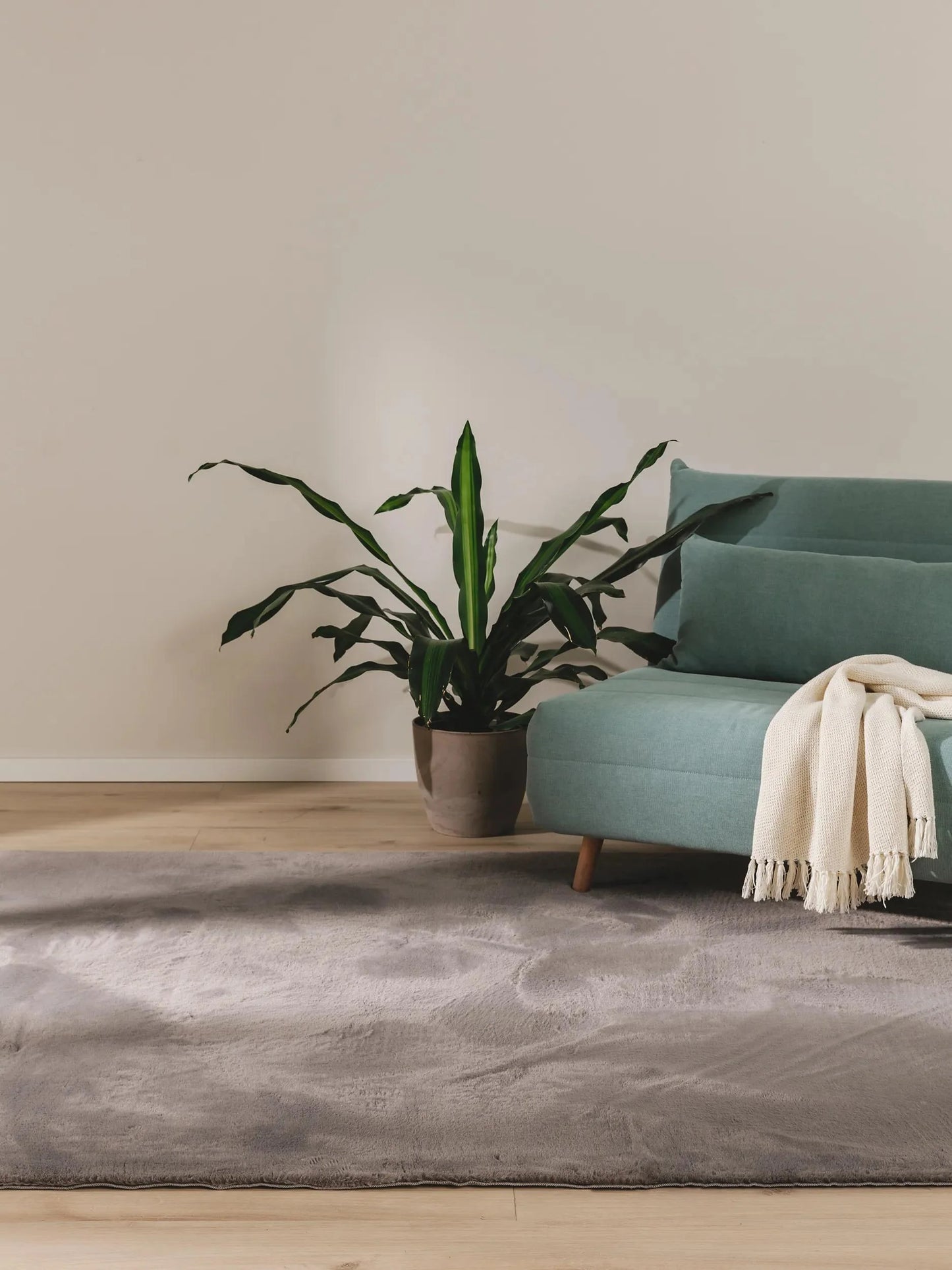 COZY Grå Pels Tæppe - Hovedbillede