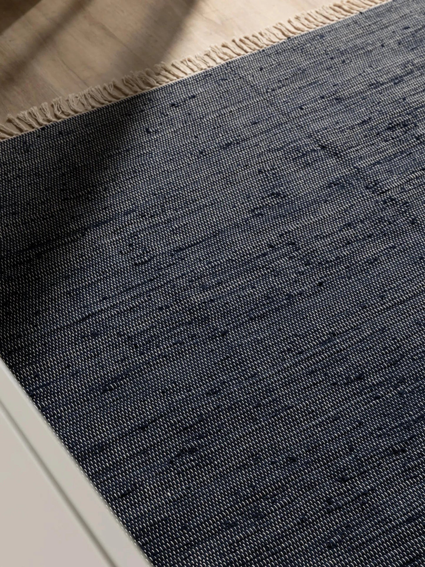 ACE Mørkeblå Genbrugsmateriale Tæppe - Billede 3