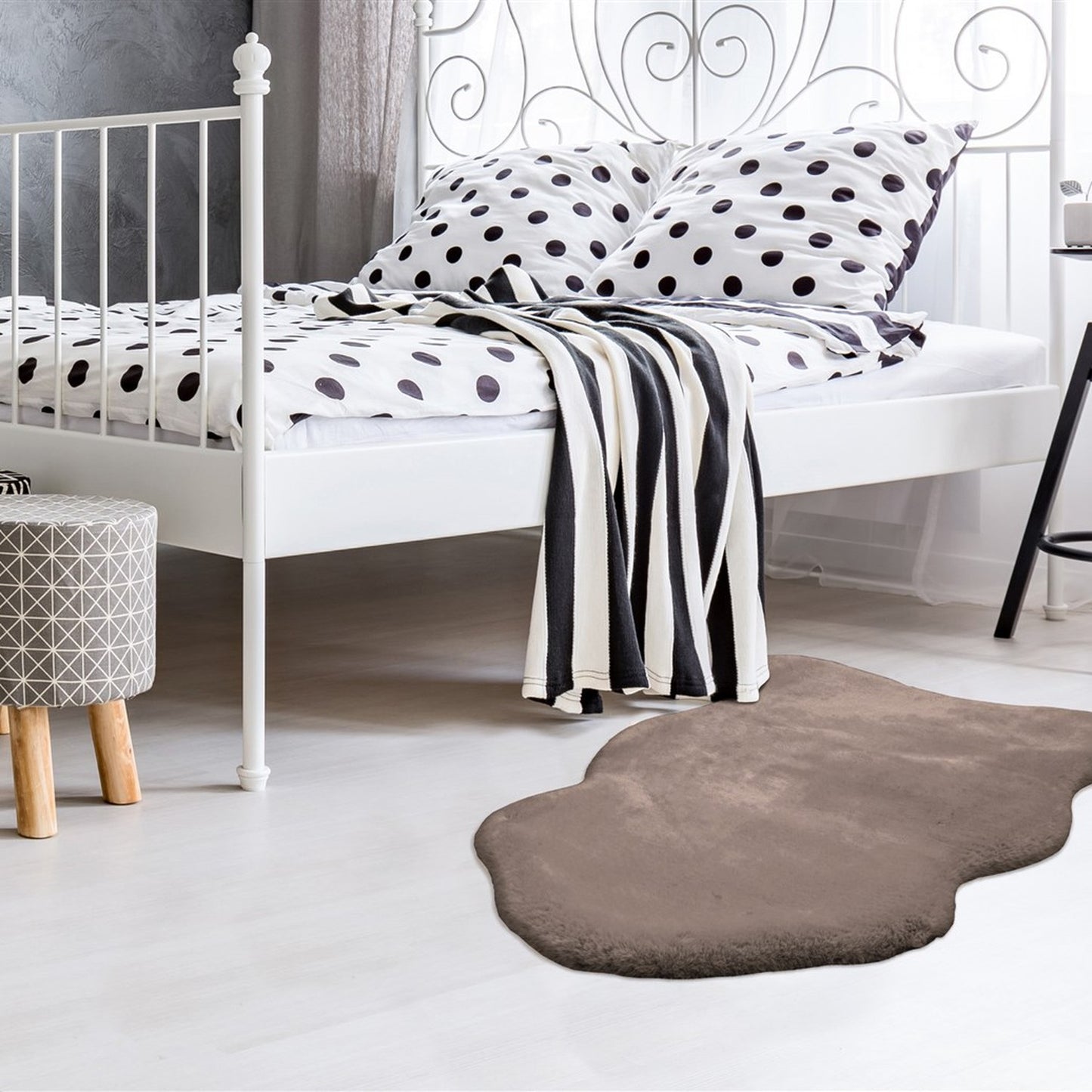 Rabbit Light Sheepskin 825 Tæppe I Kaninfels Udtryk - Billede 2